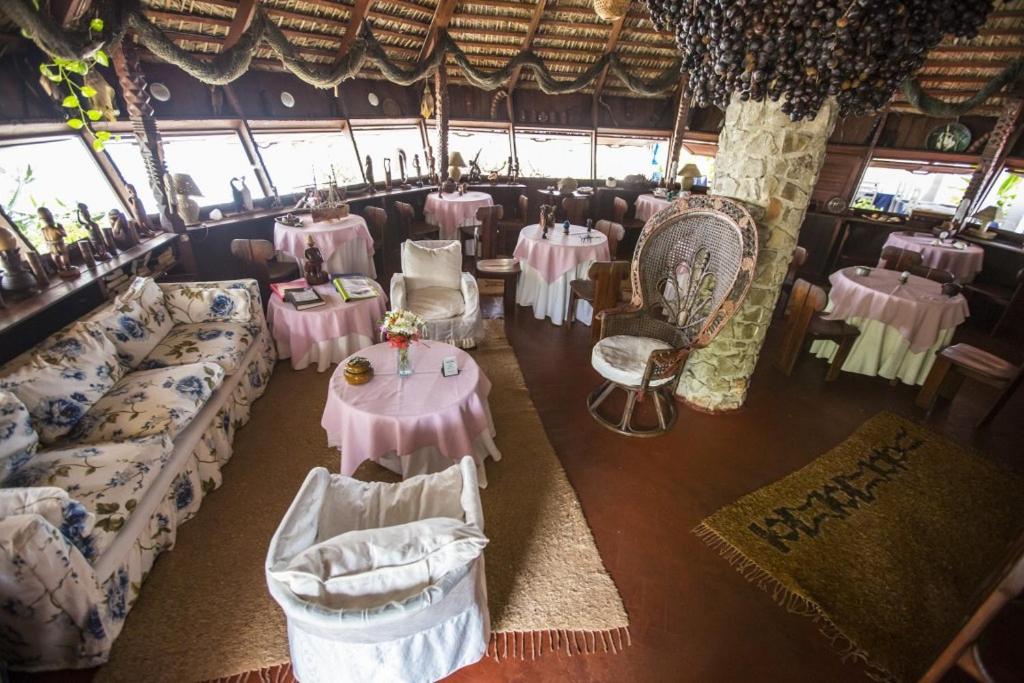 Chez Maggie Hotel & Restaurant Мурундава Экстерьер фото